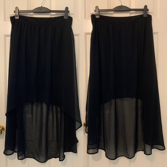 Smart Set Dresses & Skirts - New Smart Set high-low mullet skirt